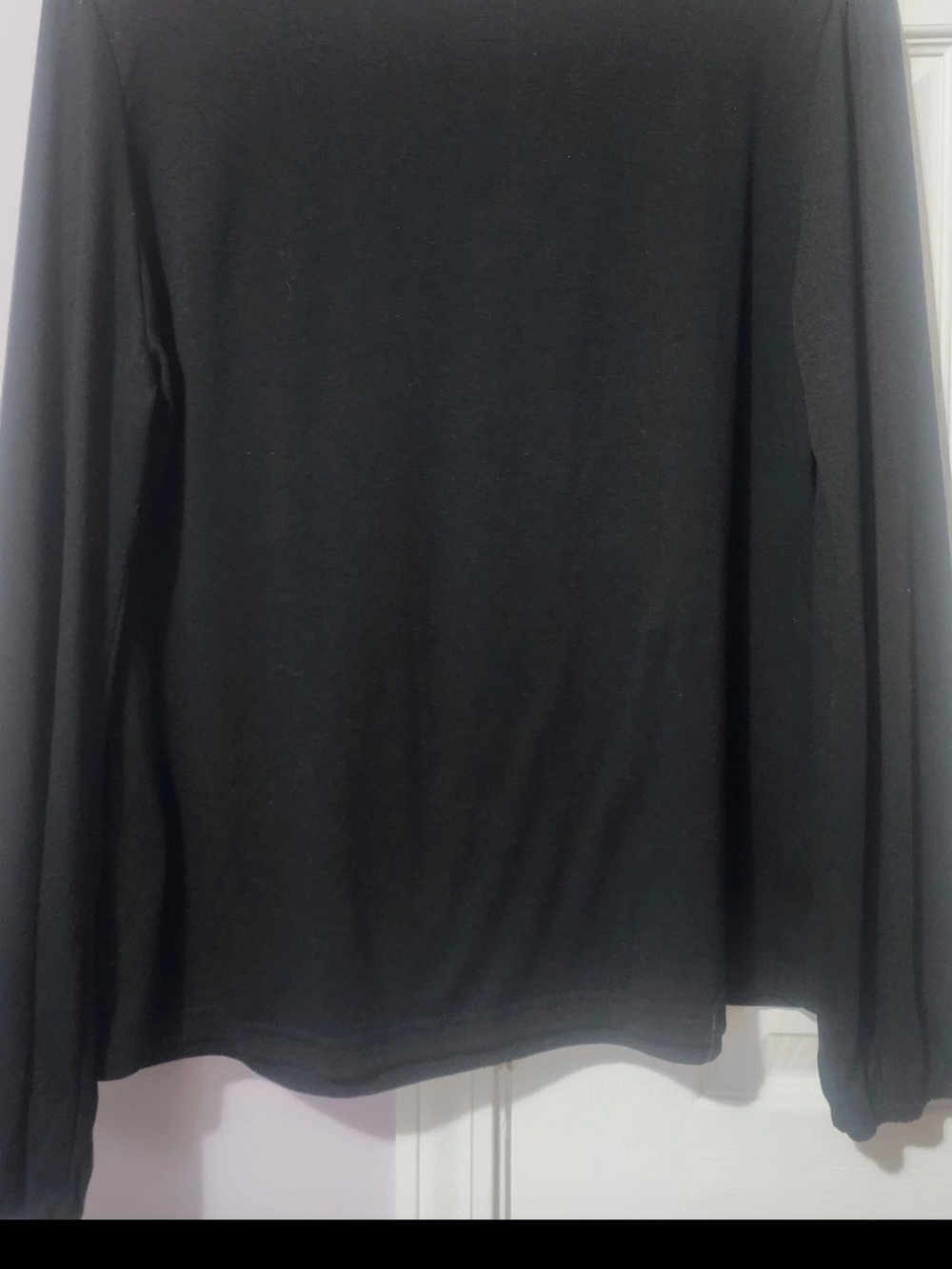 Women's Black Lace-Trim V-Neck Long Sleeve Tunic Top - Picture 3 of 4